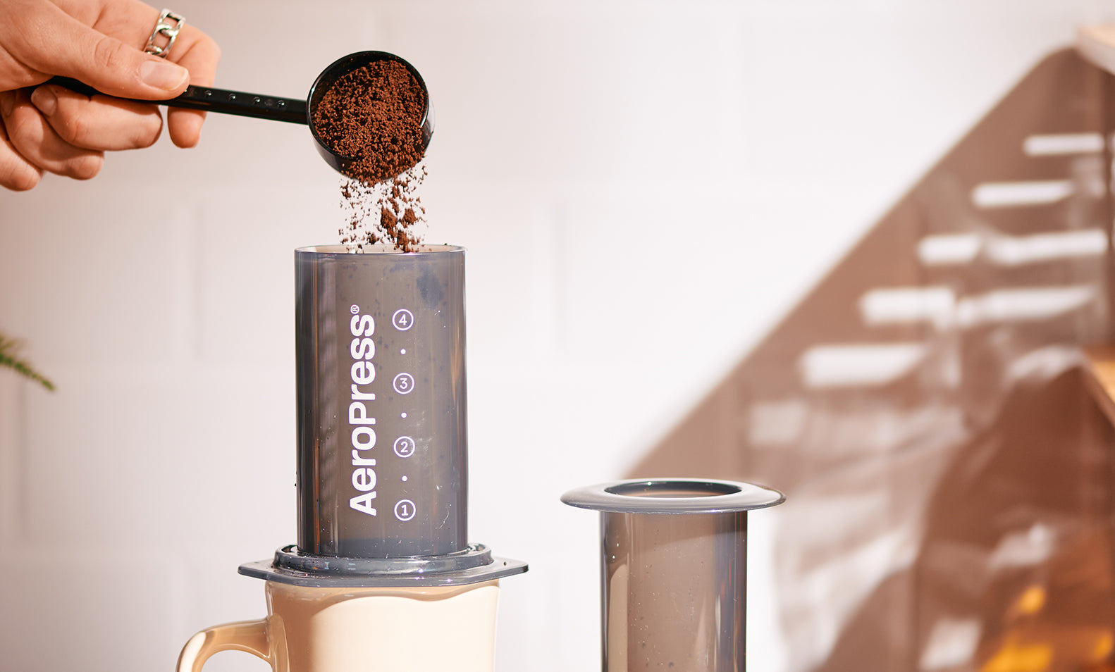 AeroPress Brewing System - La Colombe Coffee Roasters