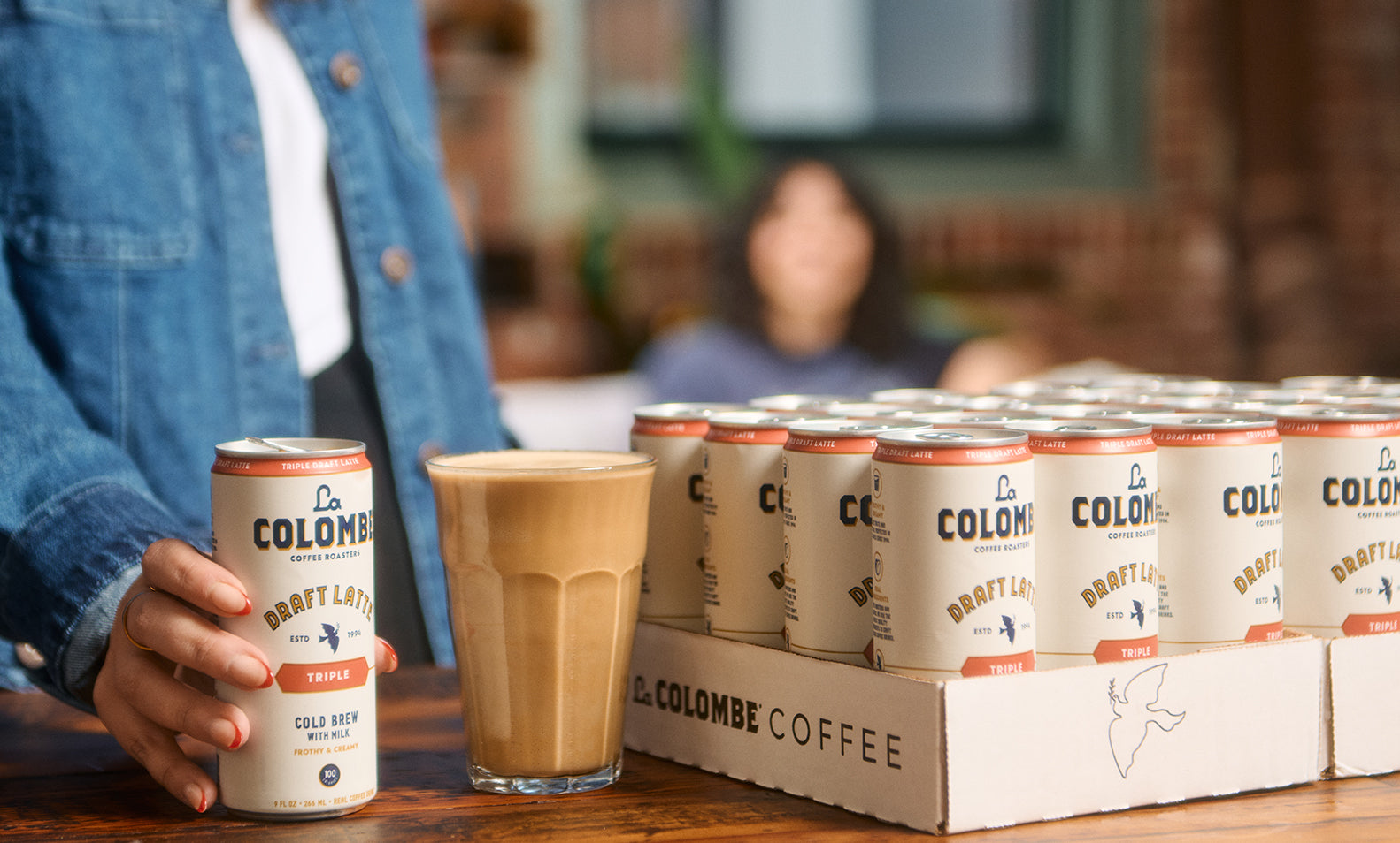 La Colombe Mocha Draft Latte - 9oz Canned Coffee (12-Pack)