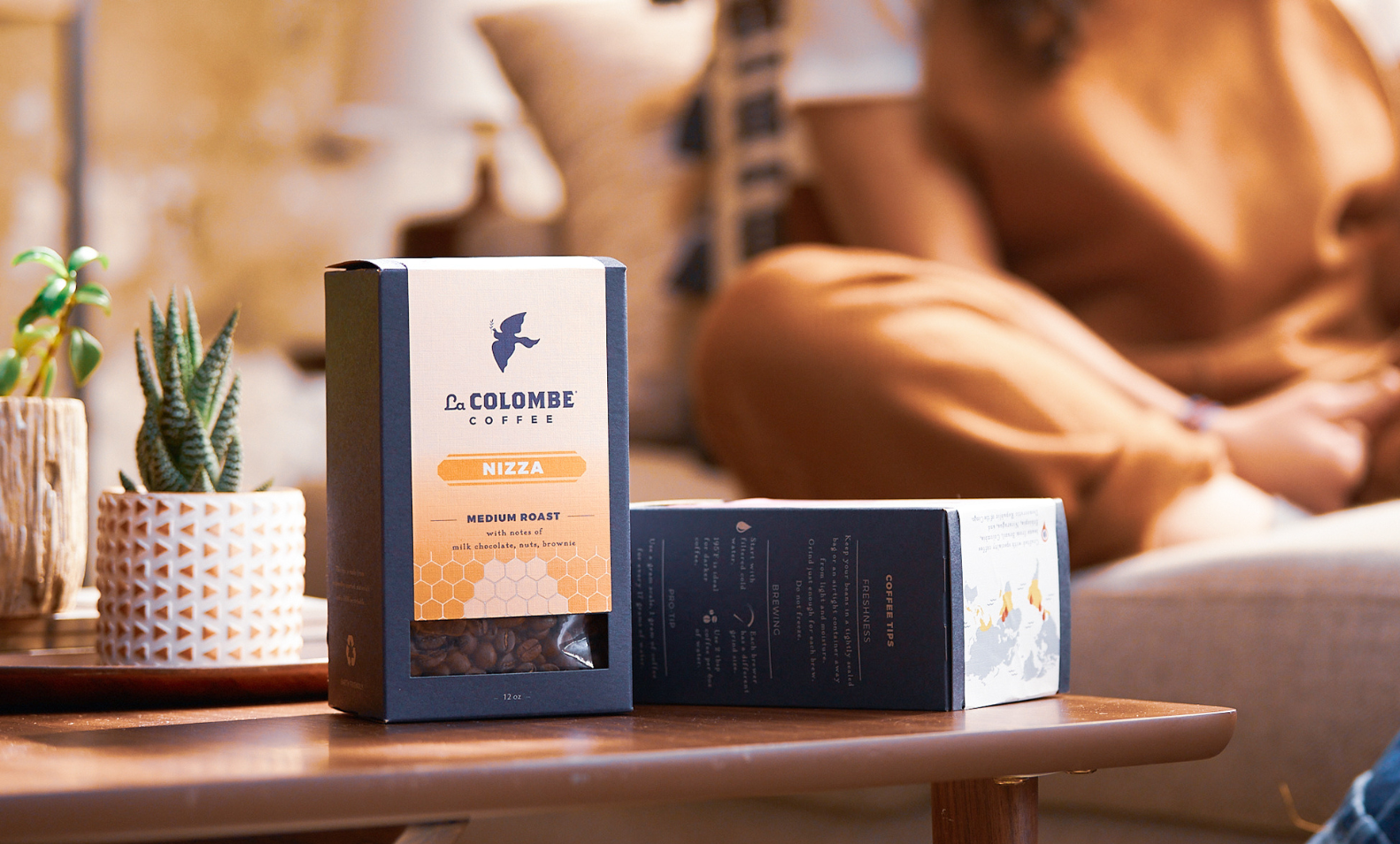 こーひー Nizza Medium Roast Coffee - La Colombe Coffee Roasters
