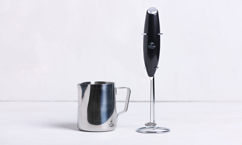 https://www.lacolombe.com/cdn/shop/products/MilkFrother_PitcherWeb_800x500.jpg?v=1631202749